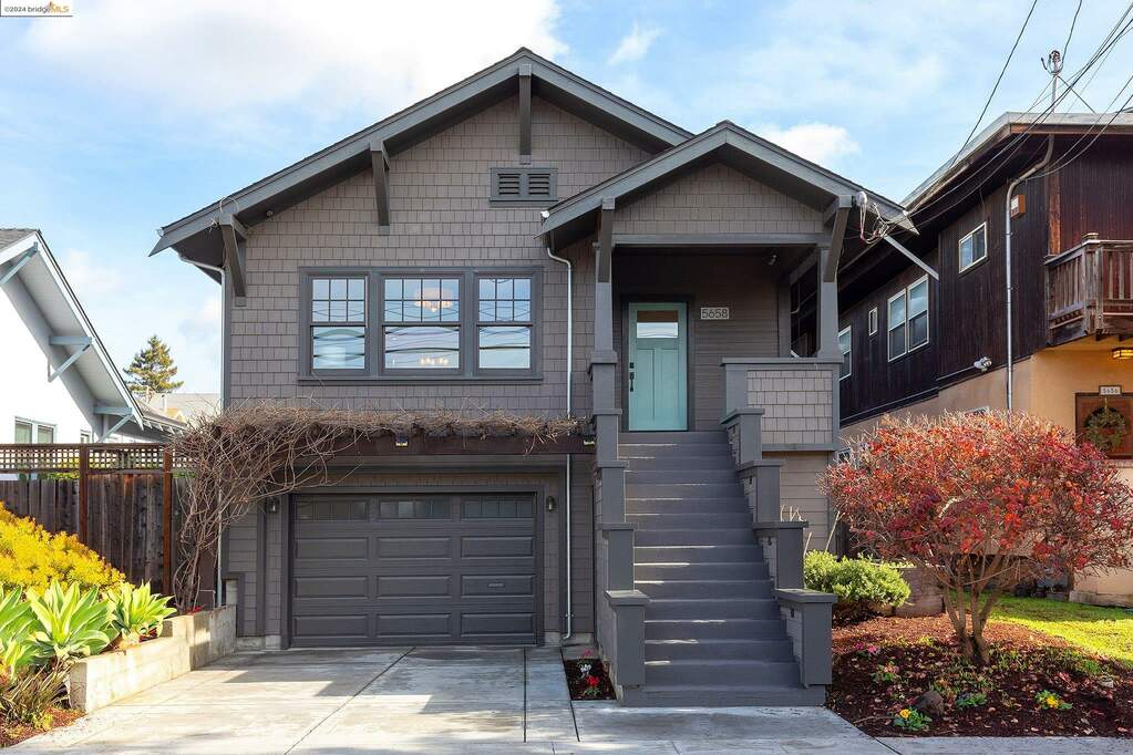 5658 Dover St, Oakland, CA 94609