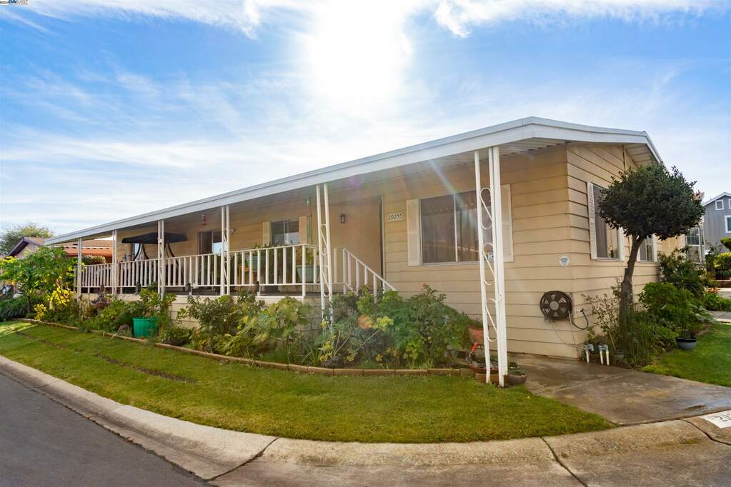 29255 Harpoon Way, Hayward, CA 94544