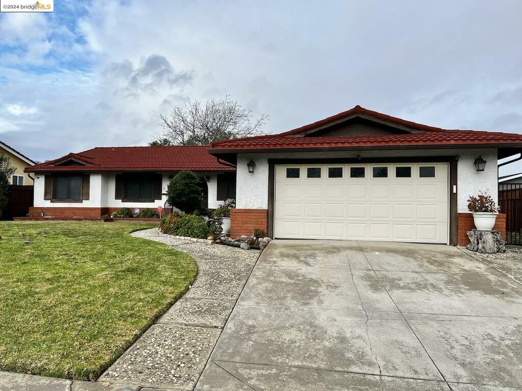 1327 Ventura Dr, Pittsburg, CA 94565