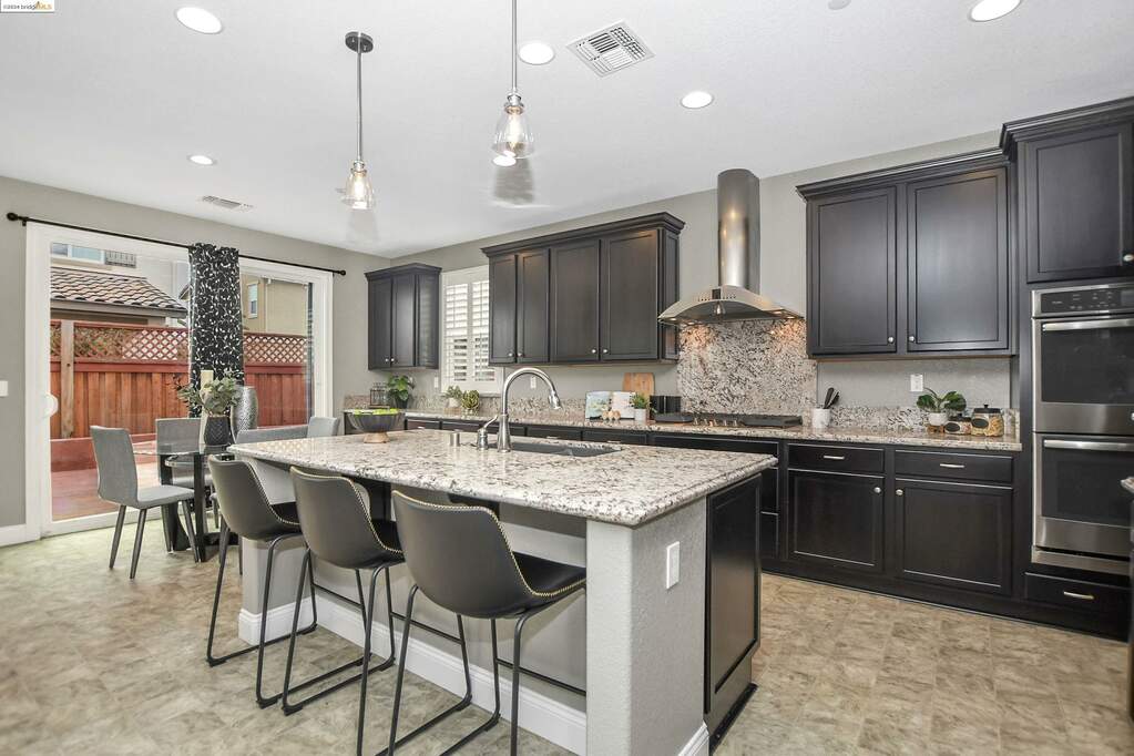 1217 Sierra Trail Rd, Oakley, CA 94561