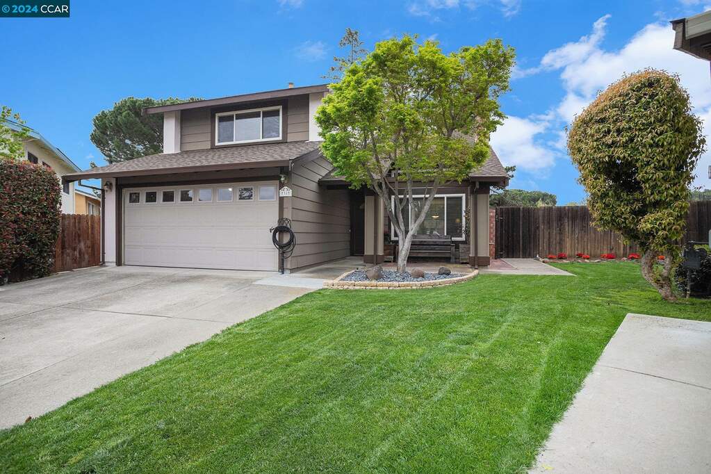 30 Sun Ct, Martinez, CA 94553