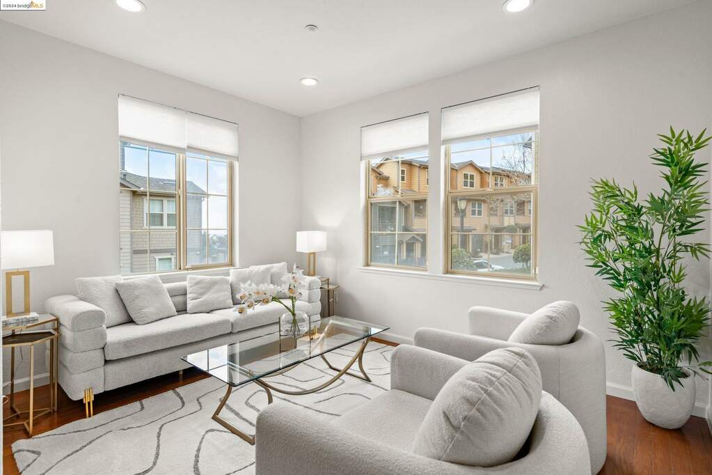 6178 Old Quarry Loop, Oakland, CA 94605