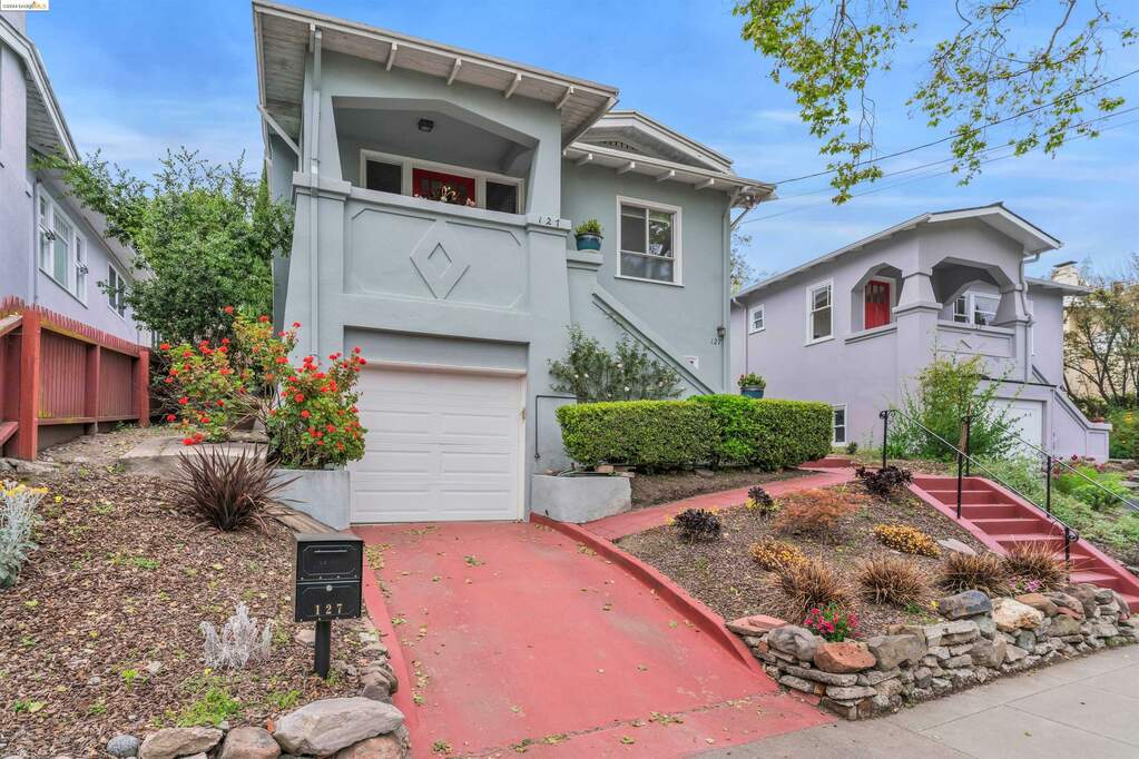 127 Lake Ave, Piedmont, CA 94611