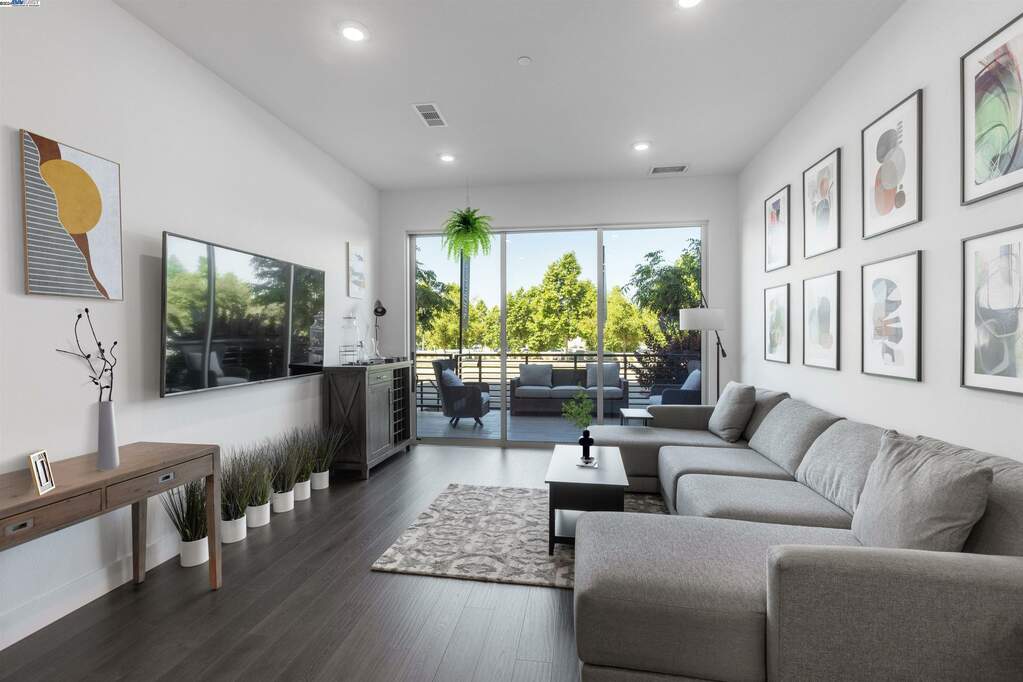 45128 Warm Springs Blvd #107, Fremont, CA 94539