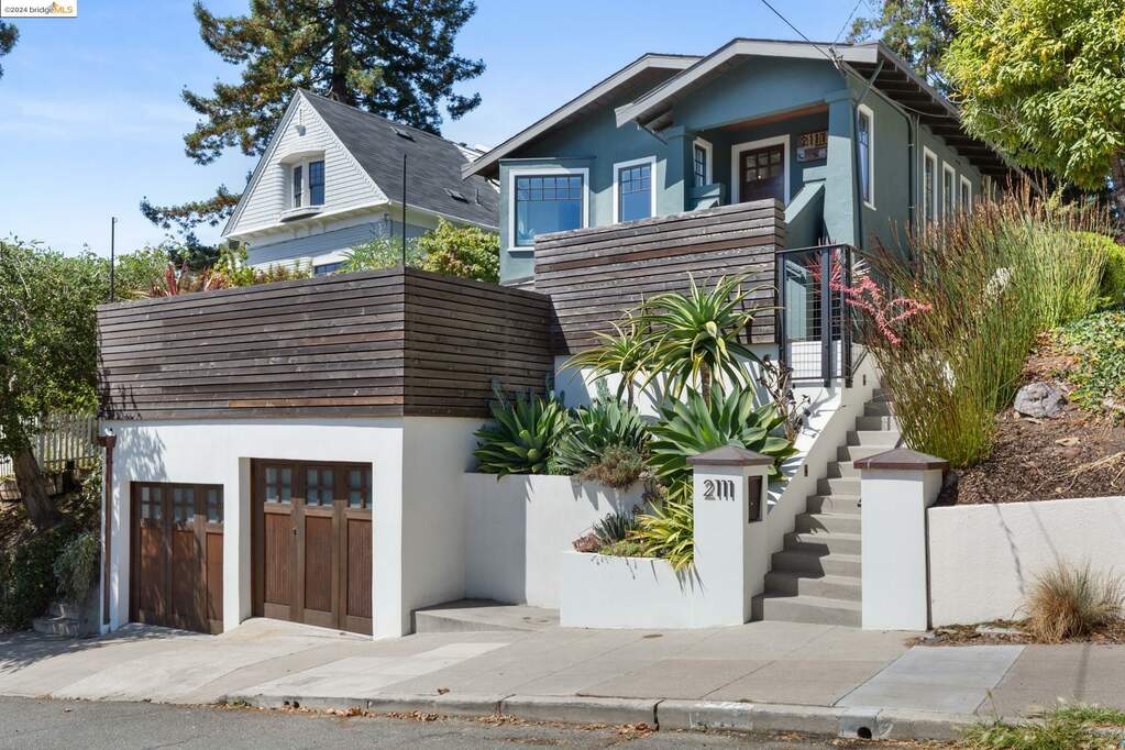 2111 Eunice St, Berkeley, CA 94709