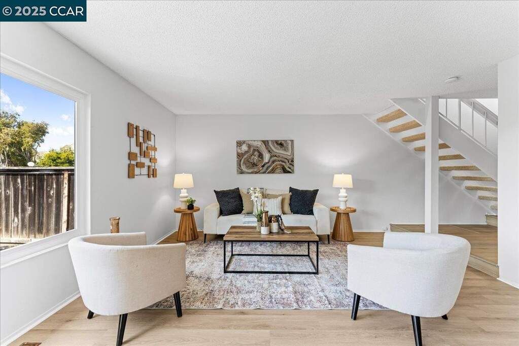 74 Villa Dr, San Pablo, CA 94806