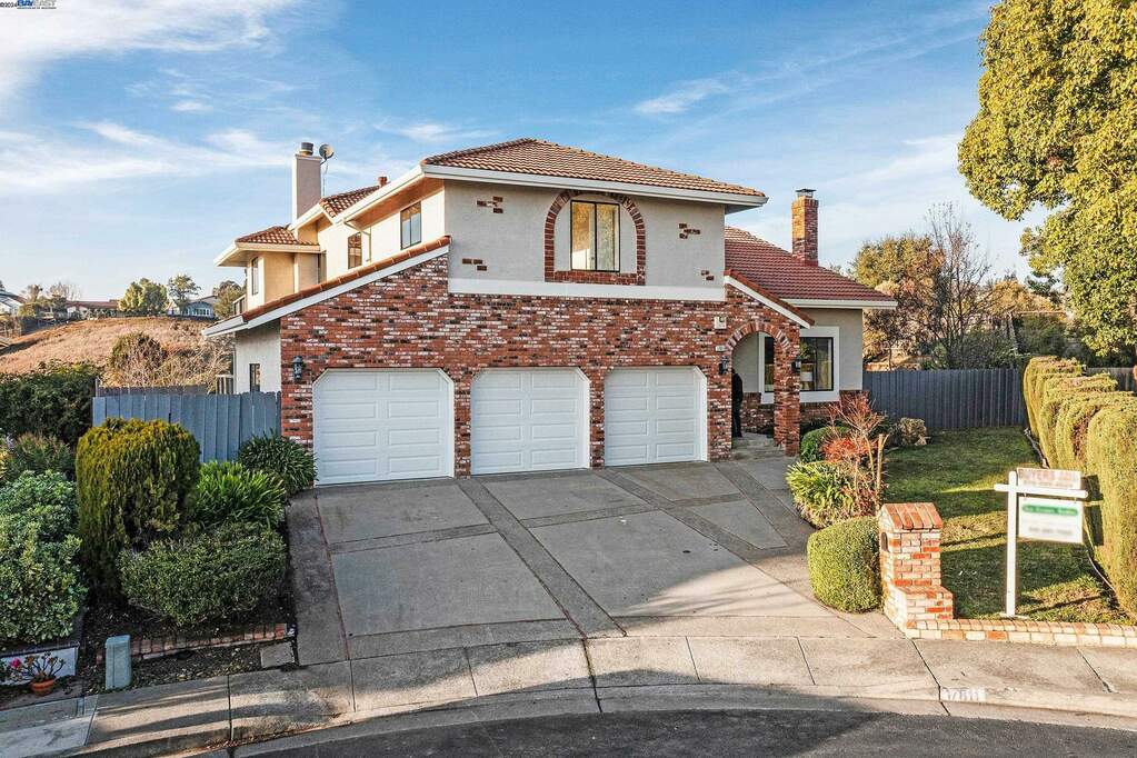 17811 Center St, Castro Valley, CA 94546