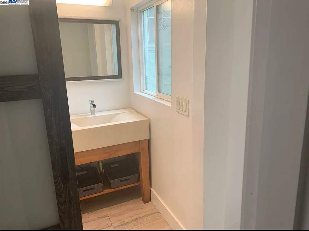 1832 Peralta, Oakland, CA 94607