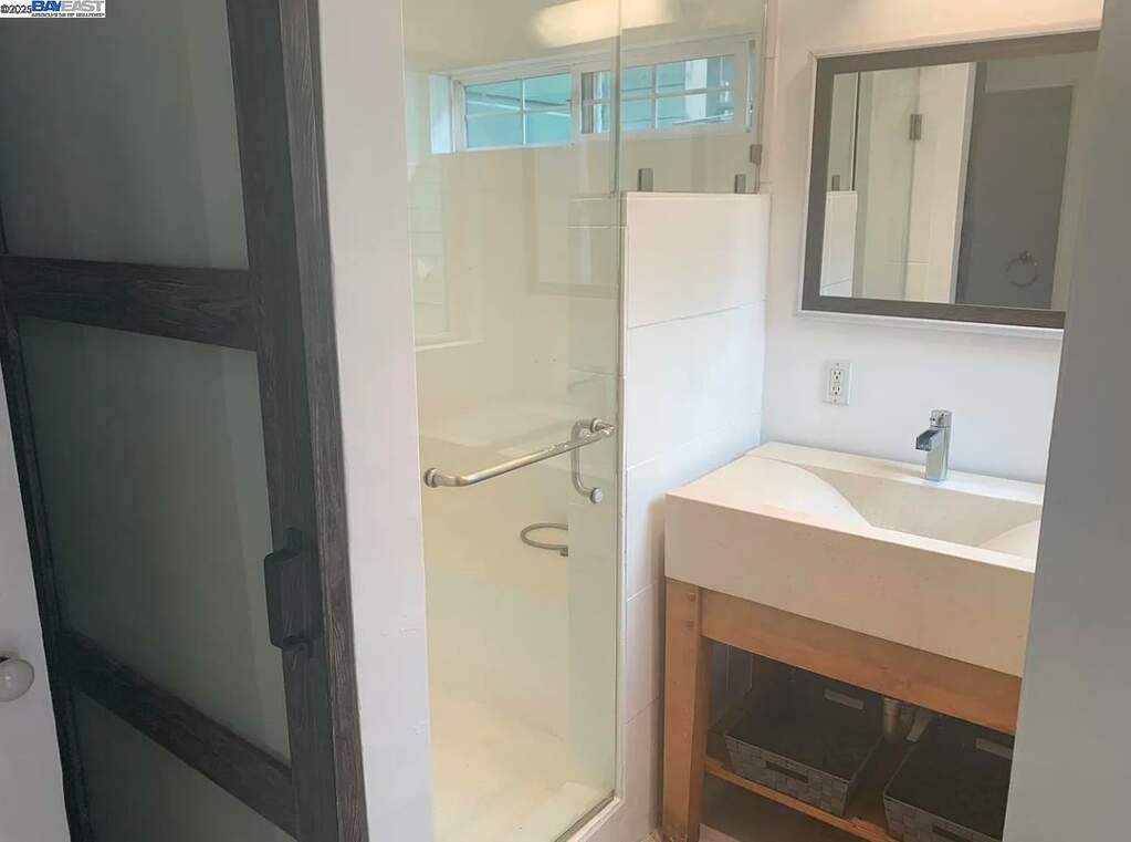 1832 Peralta, Oakland, CA 94607