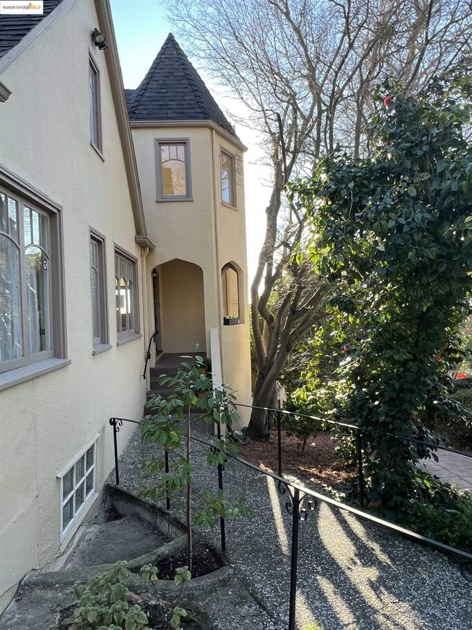 900 Spruce St, Berkeley, CA 94709
