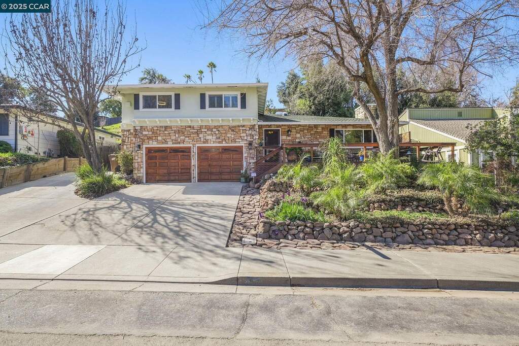 3016 Sunset Ln, Antioch, CA 94509
