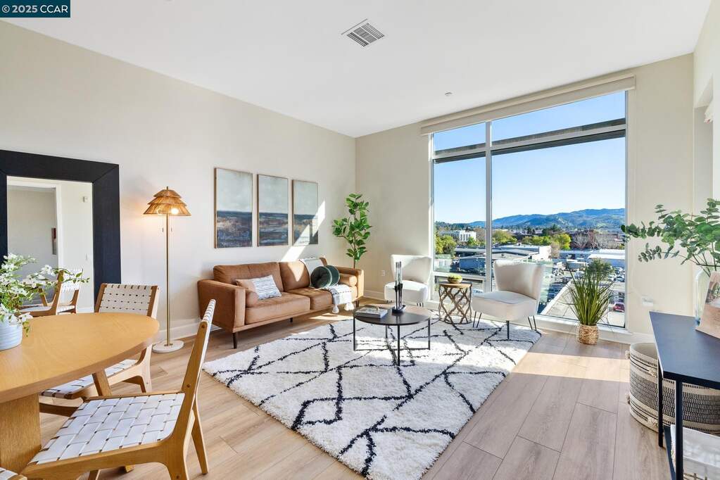 555 Ygnacio Valley Rd #428, Walnut Creek, CA 94596