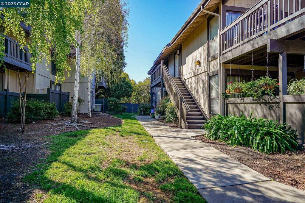 2340 Pleasant Hill Rd #1, Pleasant Hill, CA 94523