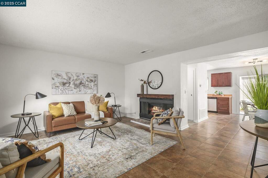 1243 Pine Creek Way #B, Concord, CA 94520