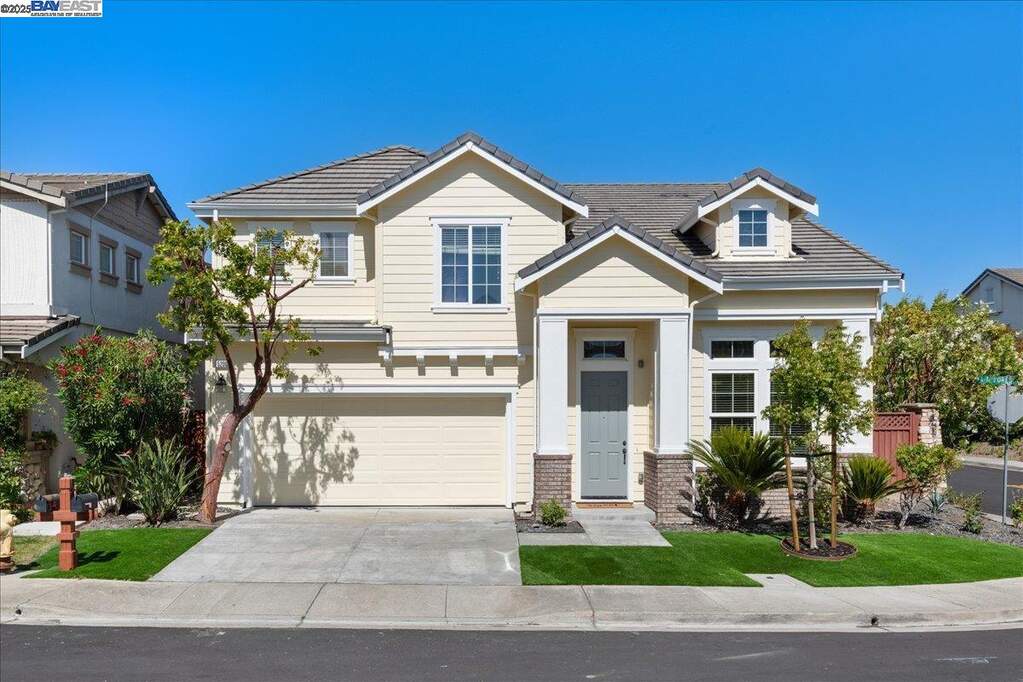 5200 N Forestdale Cir