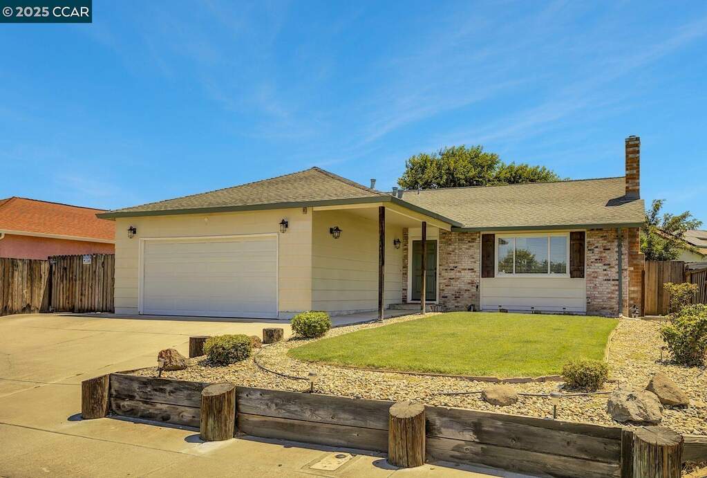 4780 Burgundy Dr, Oakley, CA 94561