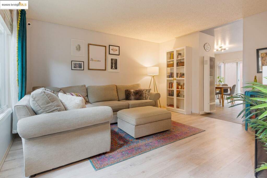 3055 Treat Blvd #25, Concord, CA 94518