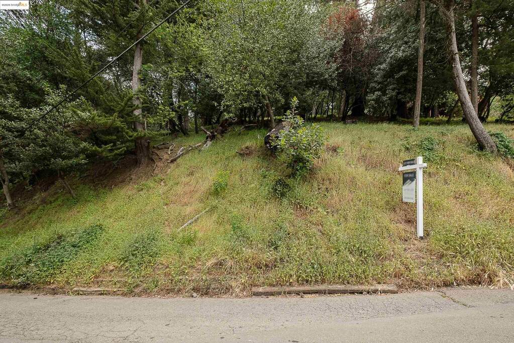 0 Chelsea Dr, Oakland, CA 94611