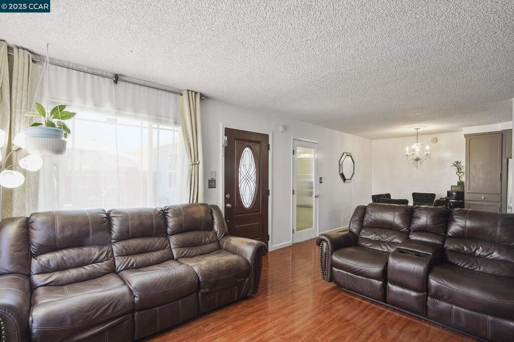 244 E Trident Dr, Pittsburg, CA 94565
