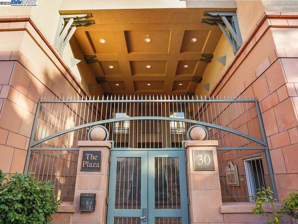 30 E Julian St #217, San Jose, CA 95112