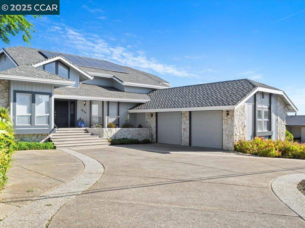 4234 Hillview Dr