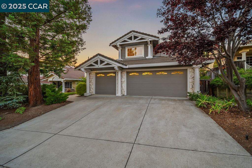 217 Walnut Creek Ct, Danville, CA 94506