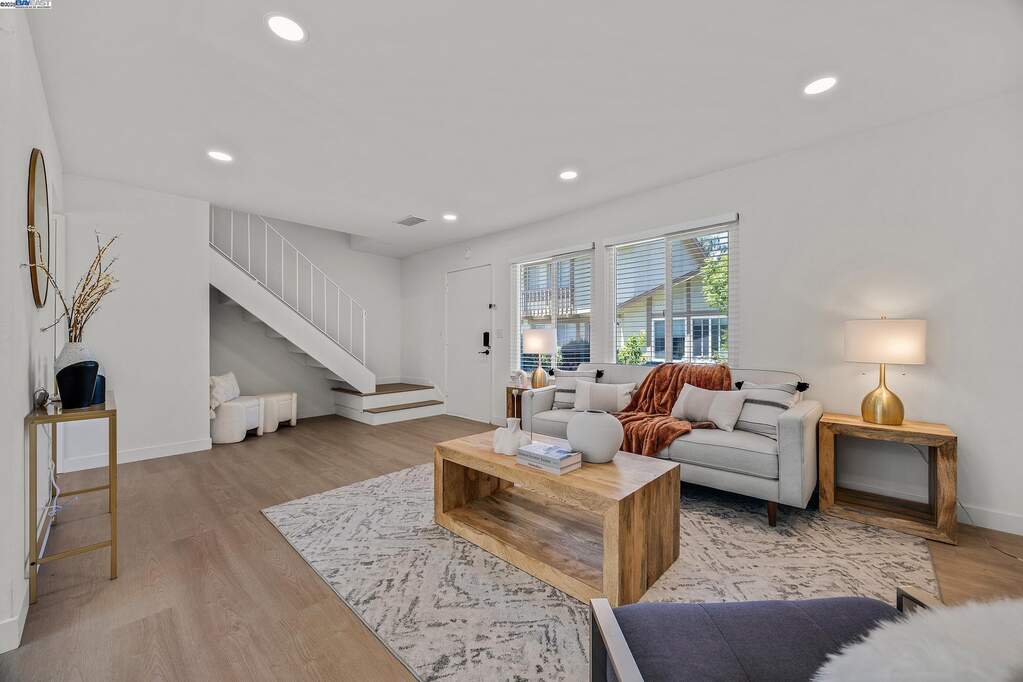 4672 Balboa Way, Fremont, CA 94536