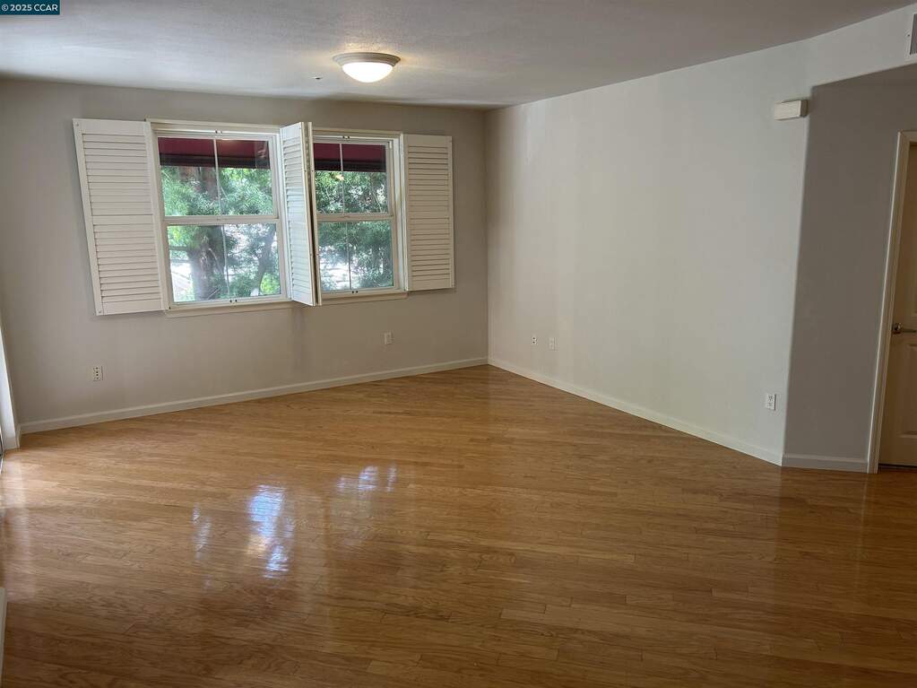 1310 Saddle Rack St #352, San Jose, CA 95126
