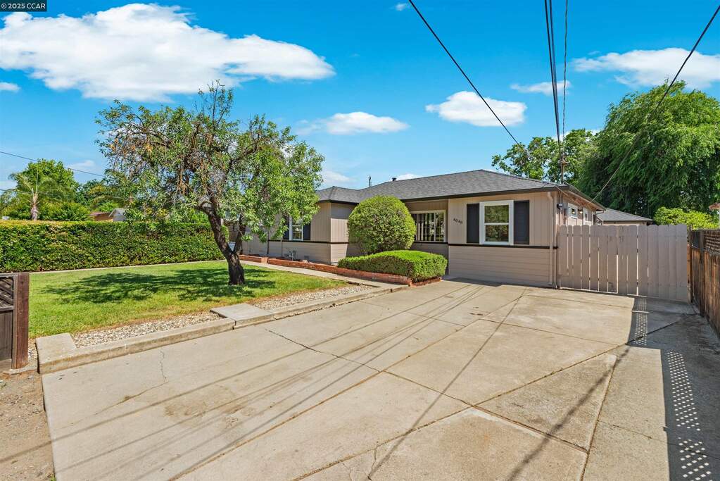 4048 Chestnut Ave, Concord, CA 94519