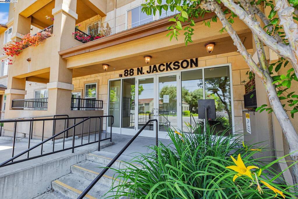 88 N Jackson Ave #108, San Jose, CA 95116