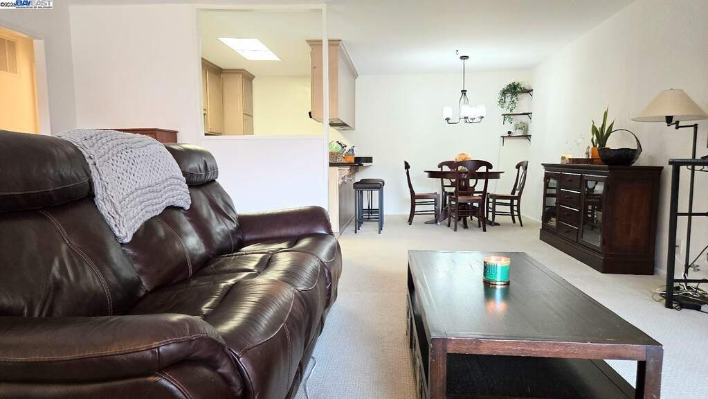 1932 Ptarmigan Dr #1, Walnut Creek, CA 94595