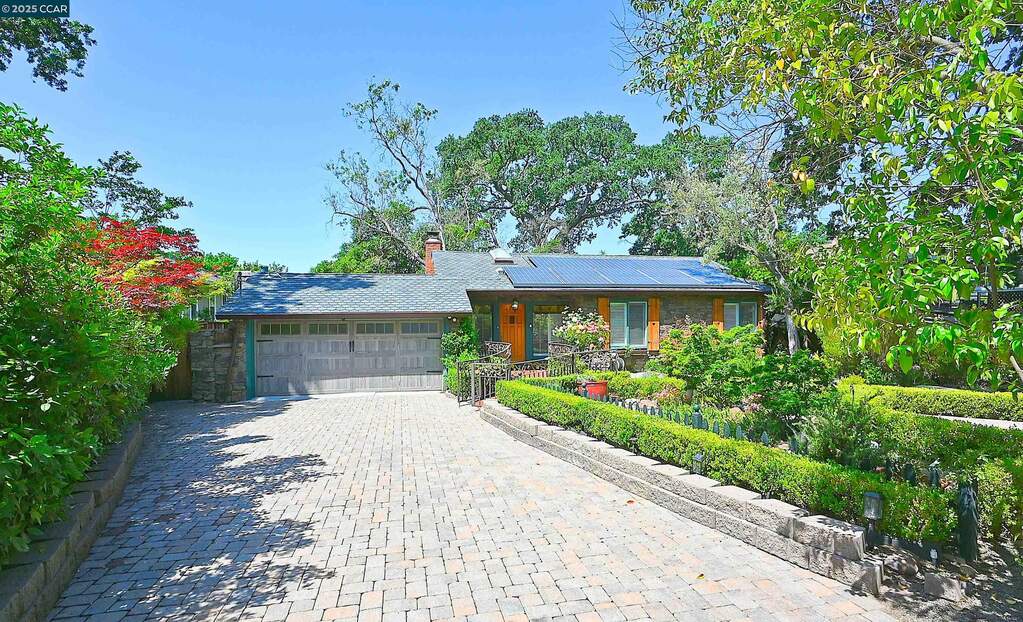 273 Oak Park Ln, Pleasant Hill, CA 94523