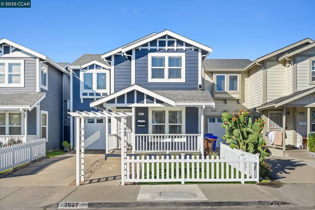 1627 Livingston Ln, Richmond, CA 94801