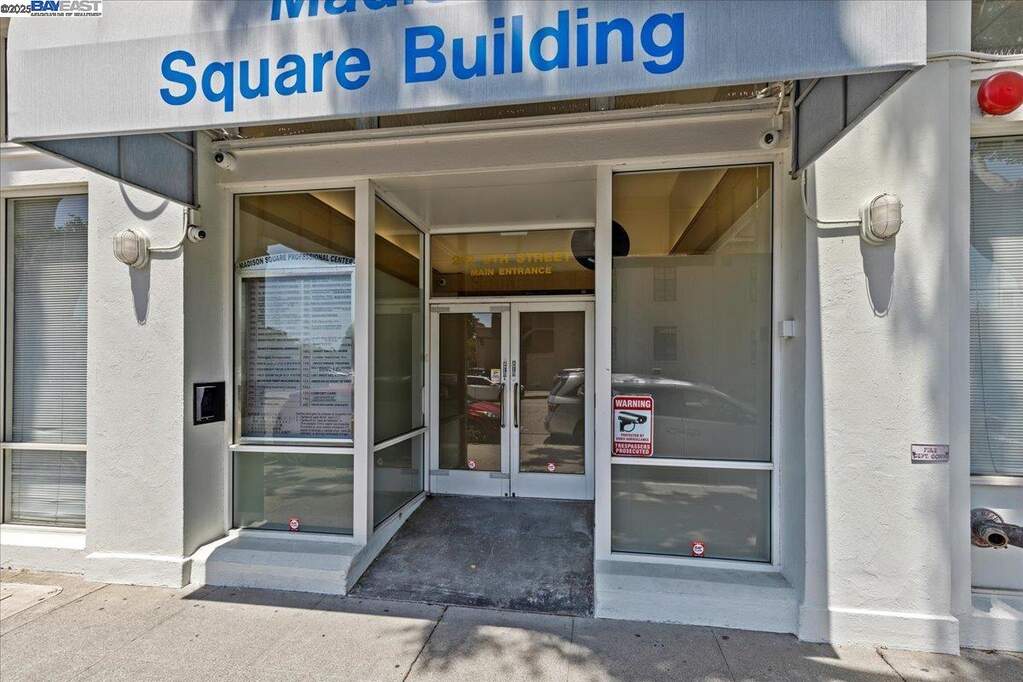 212 9th St