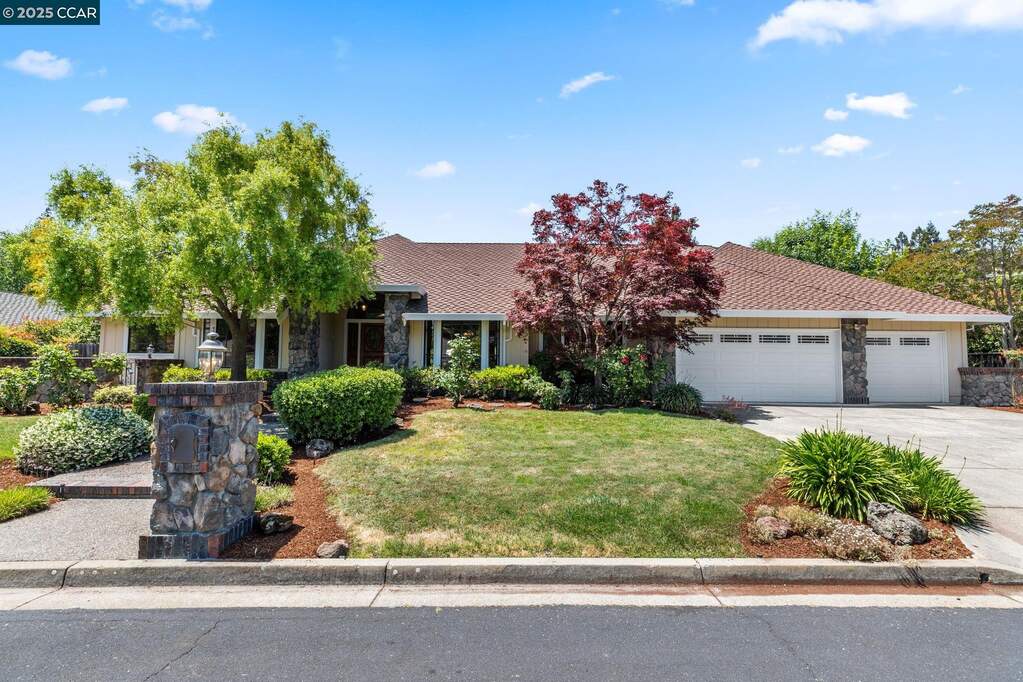 109 Bria Ct, Walnut Creek, CA 94597
