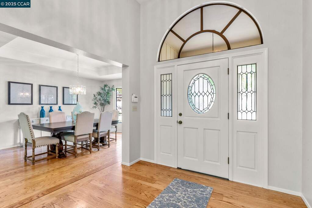 109 Bria Ct, Walnut Creek, CA 94597