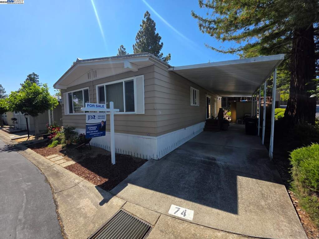 3231 Vineyard Ave #74