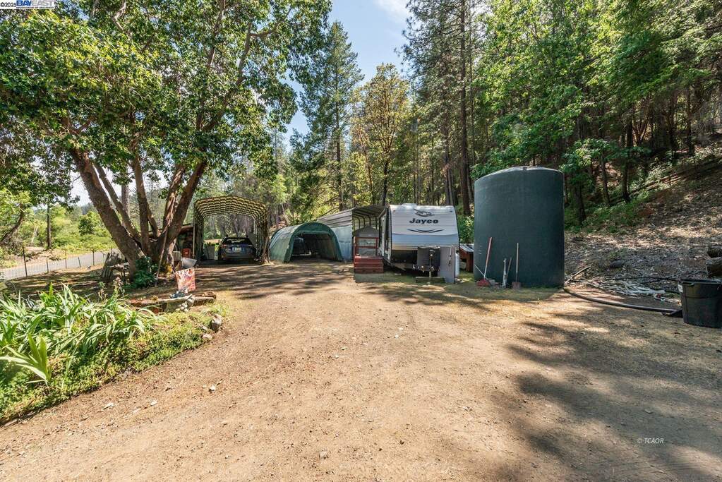 2940 Dutch Creek, Junction City, CA 96048