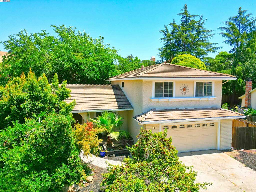 15 El Portal Ct