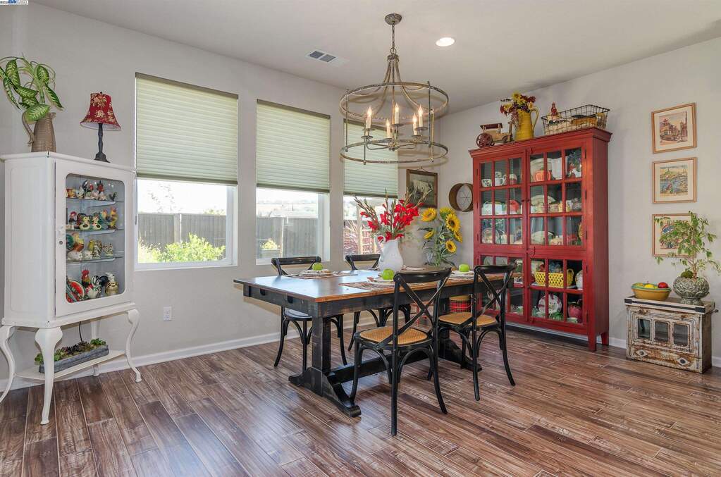 4045 Sarasta Bay Dr, Pittsburg, CA 94565
