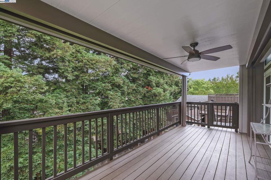 7926 Shannon Ct, Dublin, CA 94568