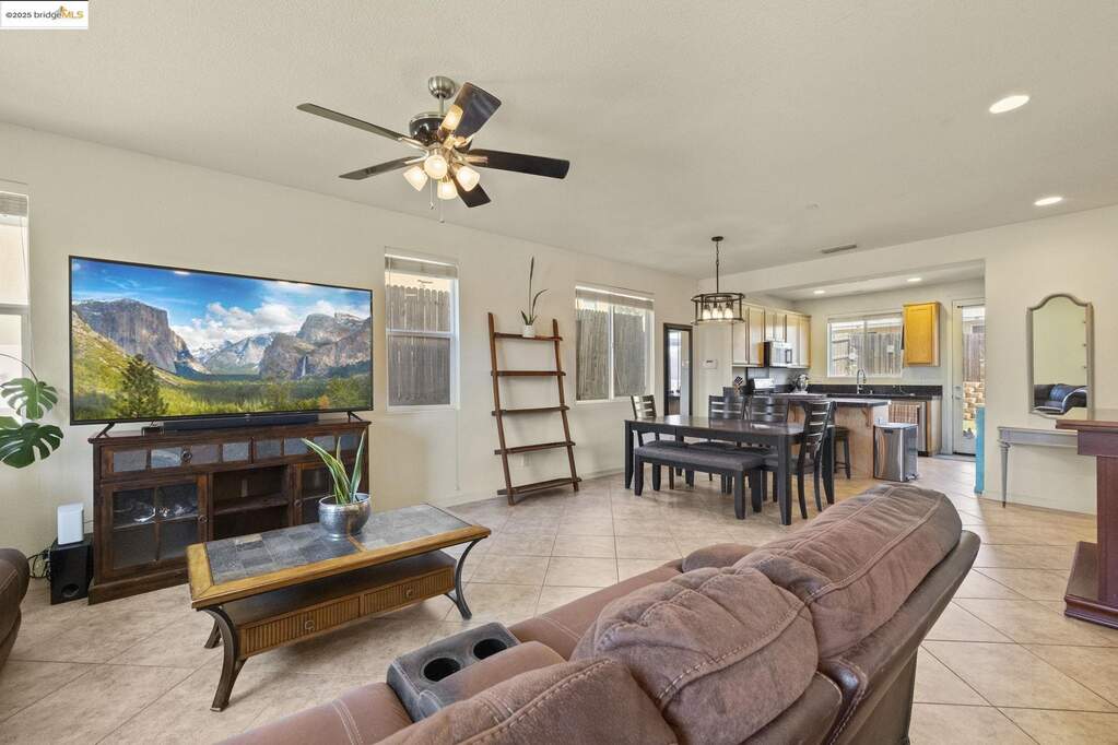 10786 Sierra Meadows Dr, Sonora, CA 95370
