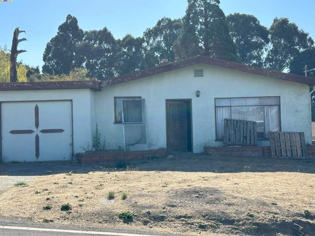 2004 Rancho Road, El Sobrante, CA 94803