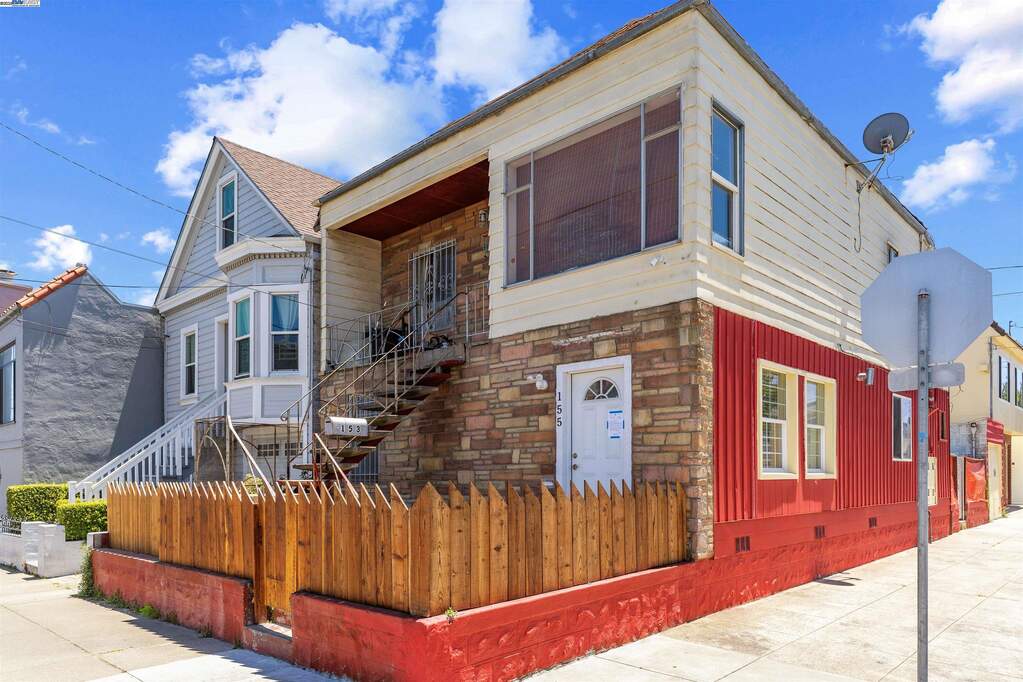 153 Silliman, San Francisco, CA 94134