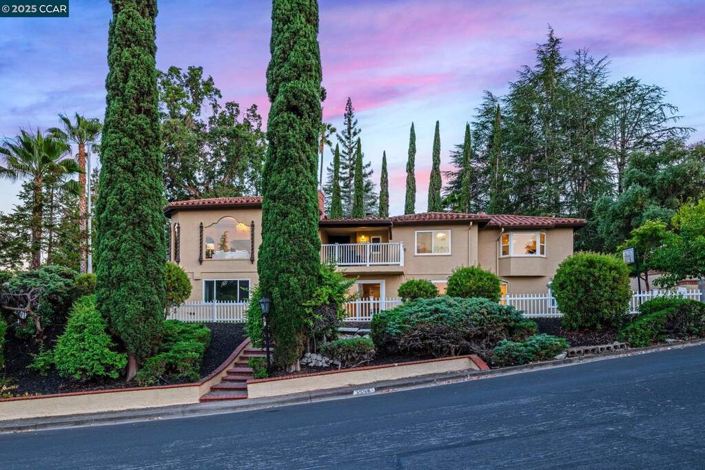 3698 De Rosa Ct, Concord, CA 94518