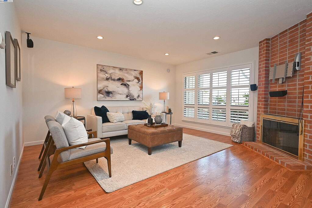 3338 Fir Ave, Alameda, CA 94502