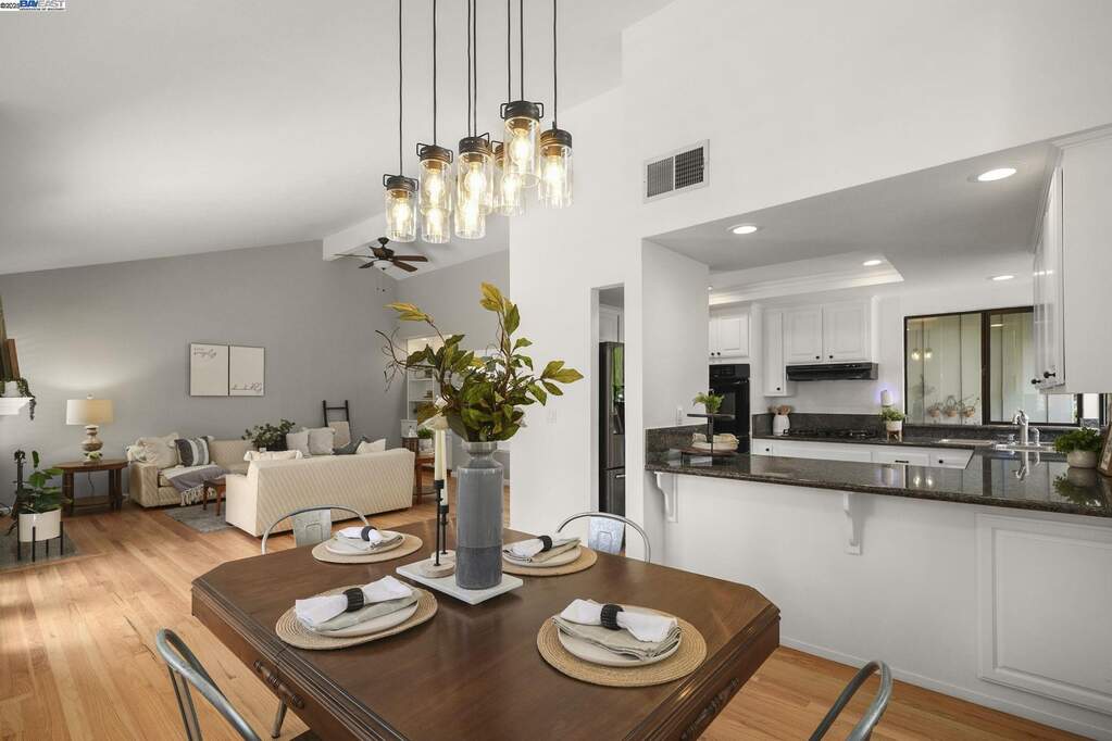 2200 Oneida Cir, Danville, CA 94526