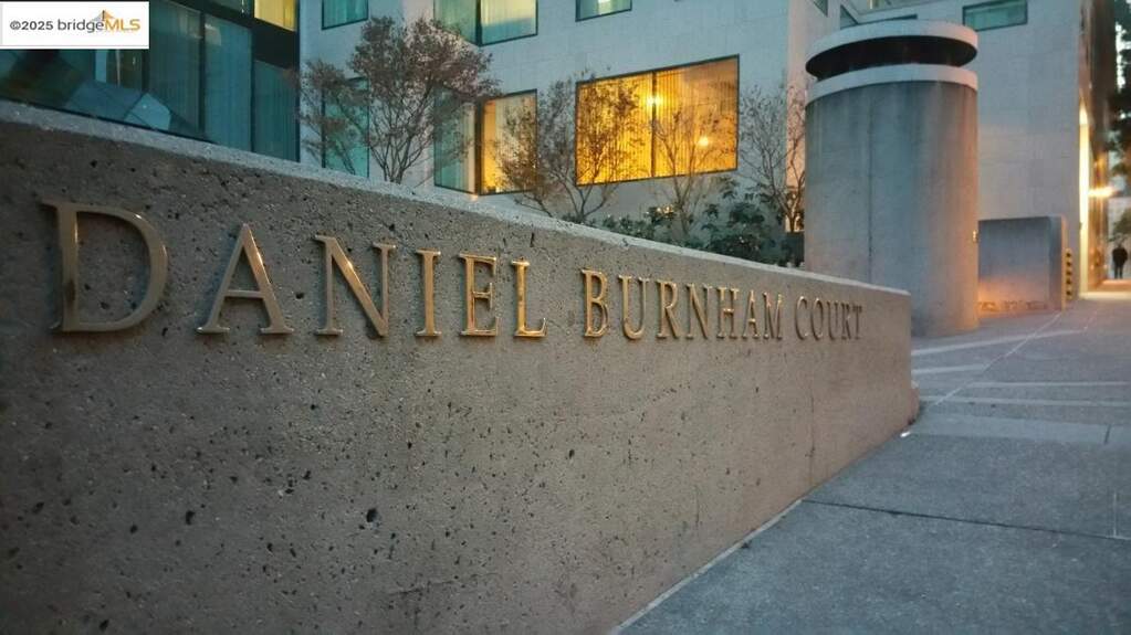 1 Daniel Burnham Ct #1204, San Francisco, CA 94109
