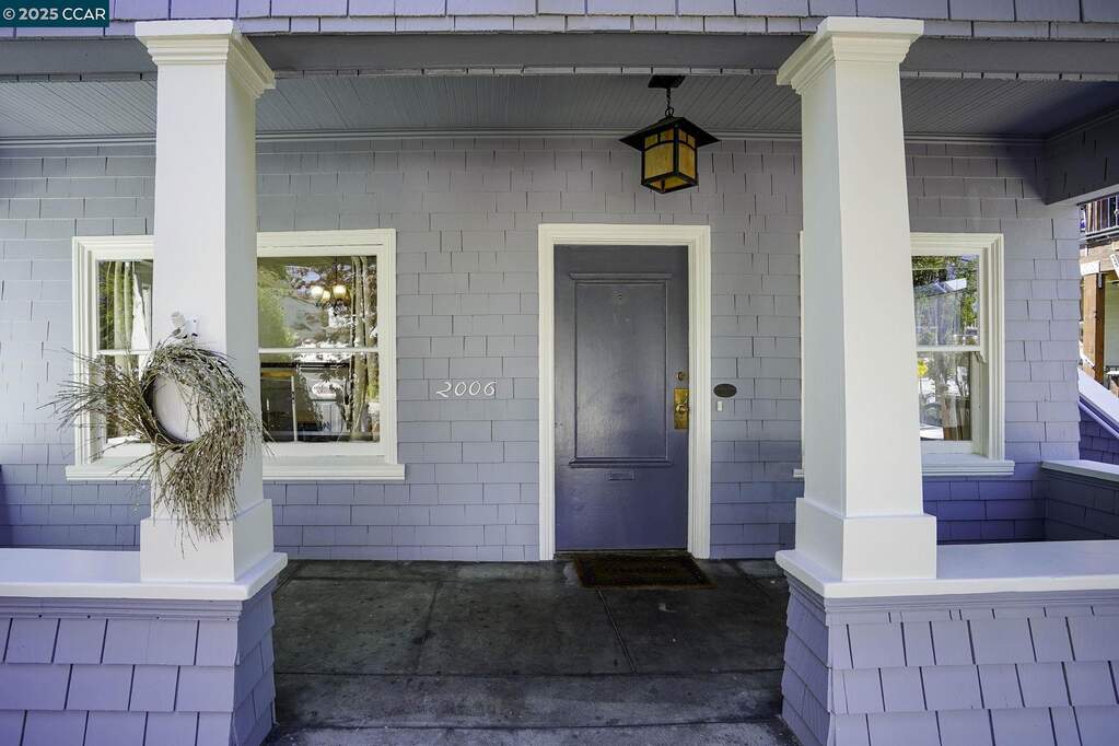 2006 Parker St, Berkeley, CA 94704