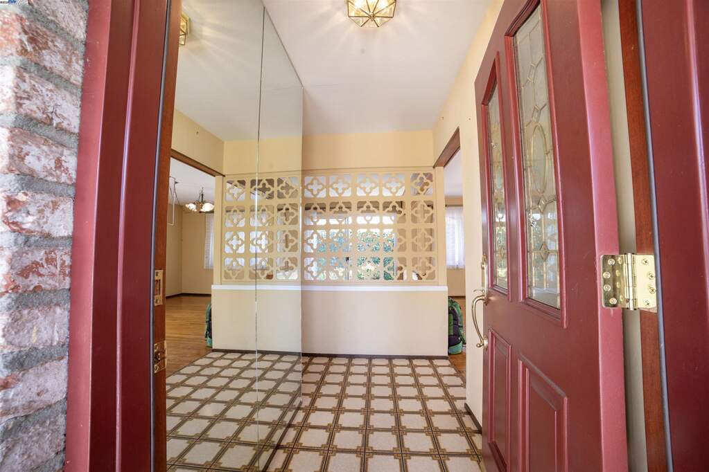 5083 Miramar, San Jose, CA 95129